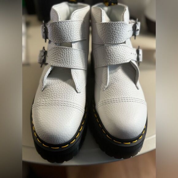 Dr. Martens Devon Flower Quad Platform Boots In White Size 9 - Picture 5 of 8